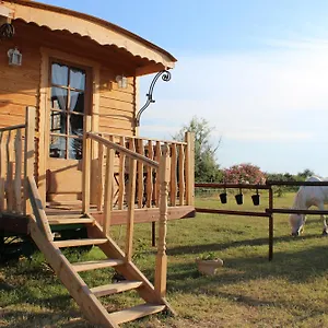 roulotte-lou-gregau.fr-provencehotel.com/