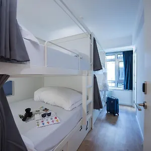 Room00 Albergue Lisboa